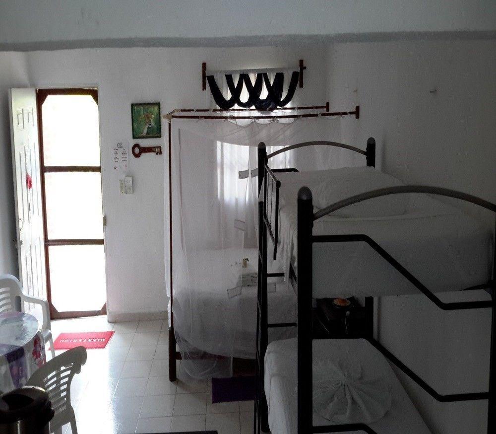 La Casa De Angel Valladolid Eksteriør billede